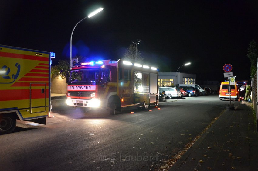 VU Tanklastzug umgestuerzt Huerth Industriestr P211.JPG